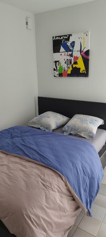 Studio Cosi Idealement Place Au Coeur De Ville Bourges Zewnętrze zdjęcie