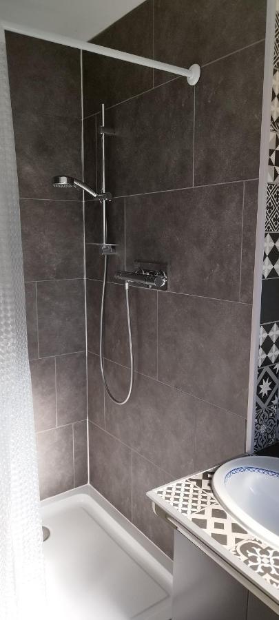 Studio Cosi Idealement Place Au Coeur De Ville Bourges Zewnętrze zdjęcie